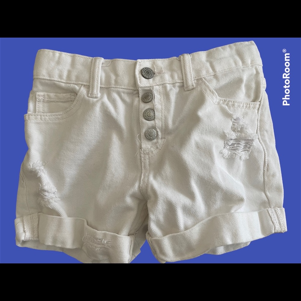 Levi’s distressed white jean shorts Girls size 12